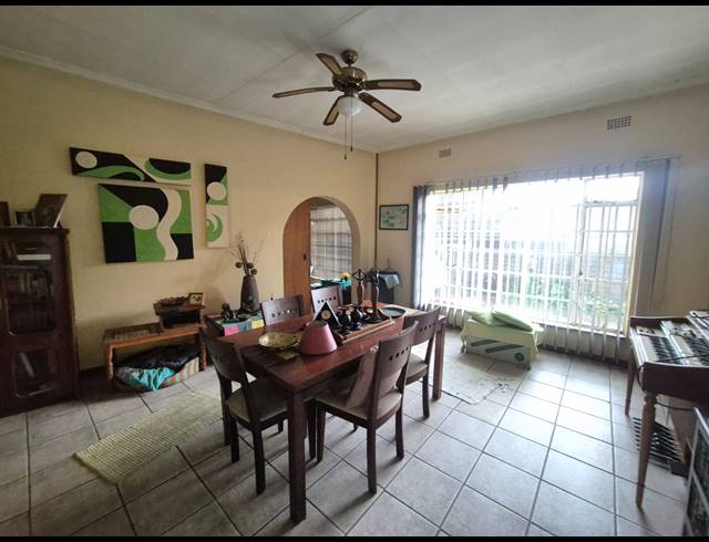 5 BEDROOM HOUSE FOR SALE IN FLORA GARDENS